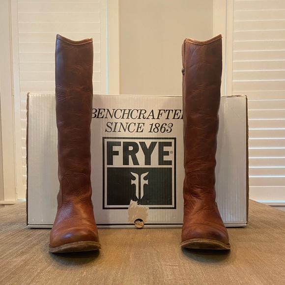 Frye ‘Melissa Button’ leather riding boot - Picture 2 of 6